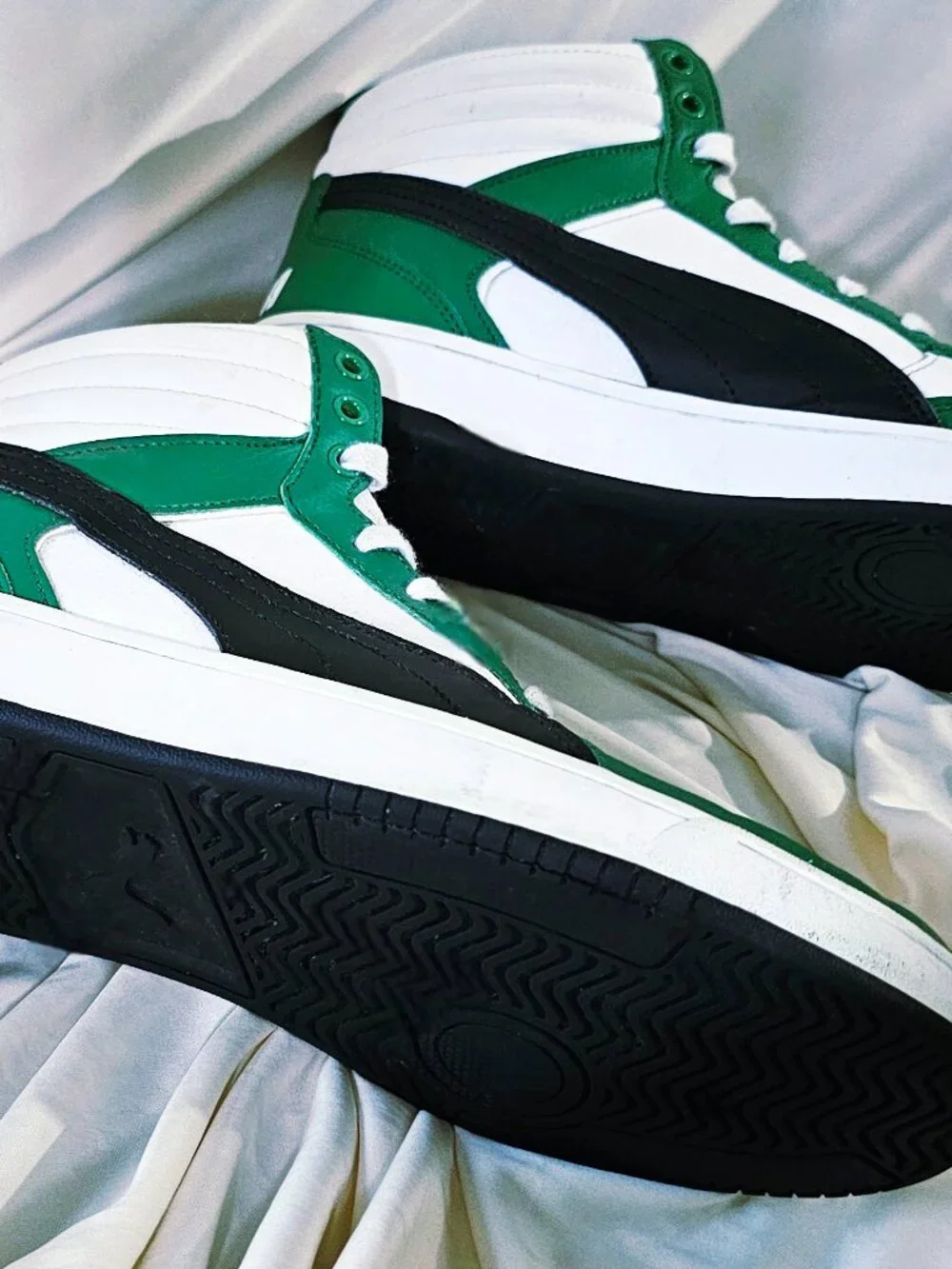 Puma dribble mid